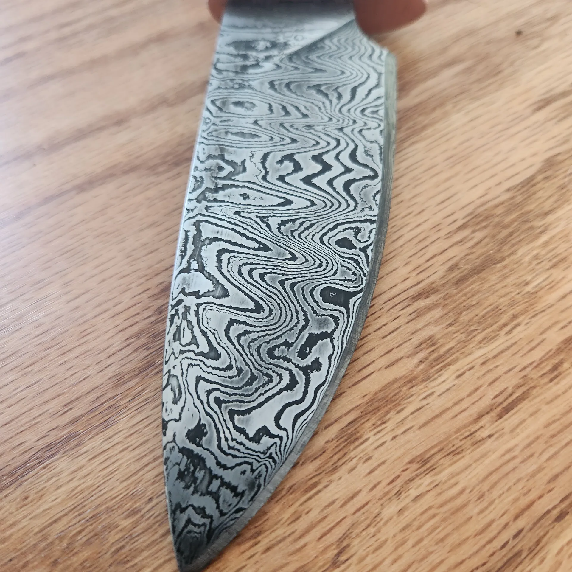Knife by Sword Wolf Forge