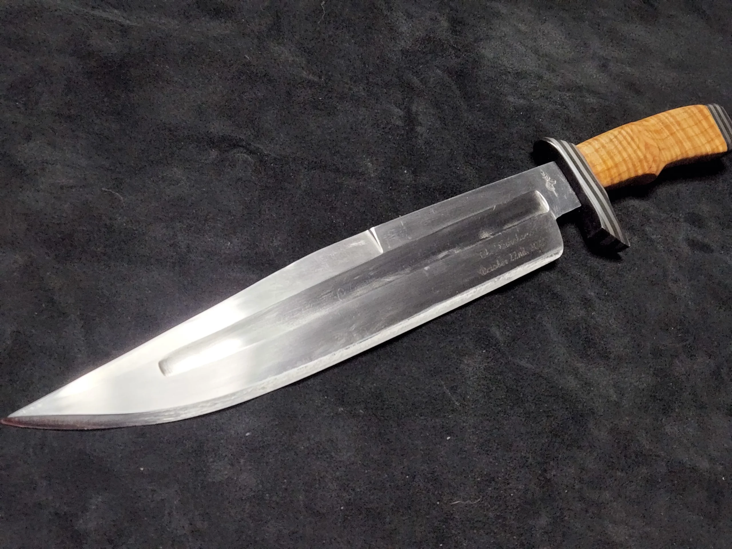 Knife by Sword Wolf Forge